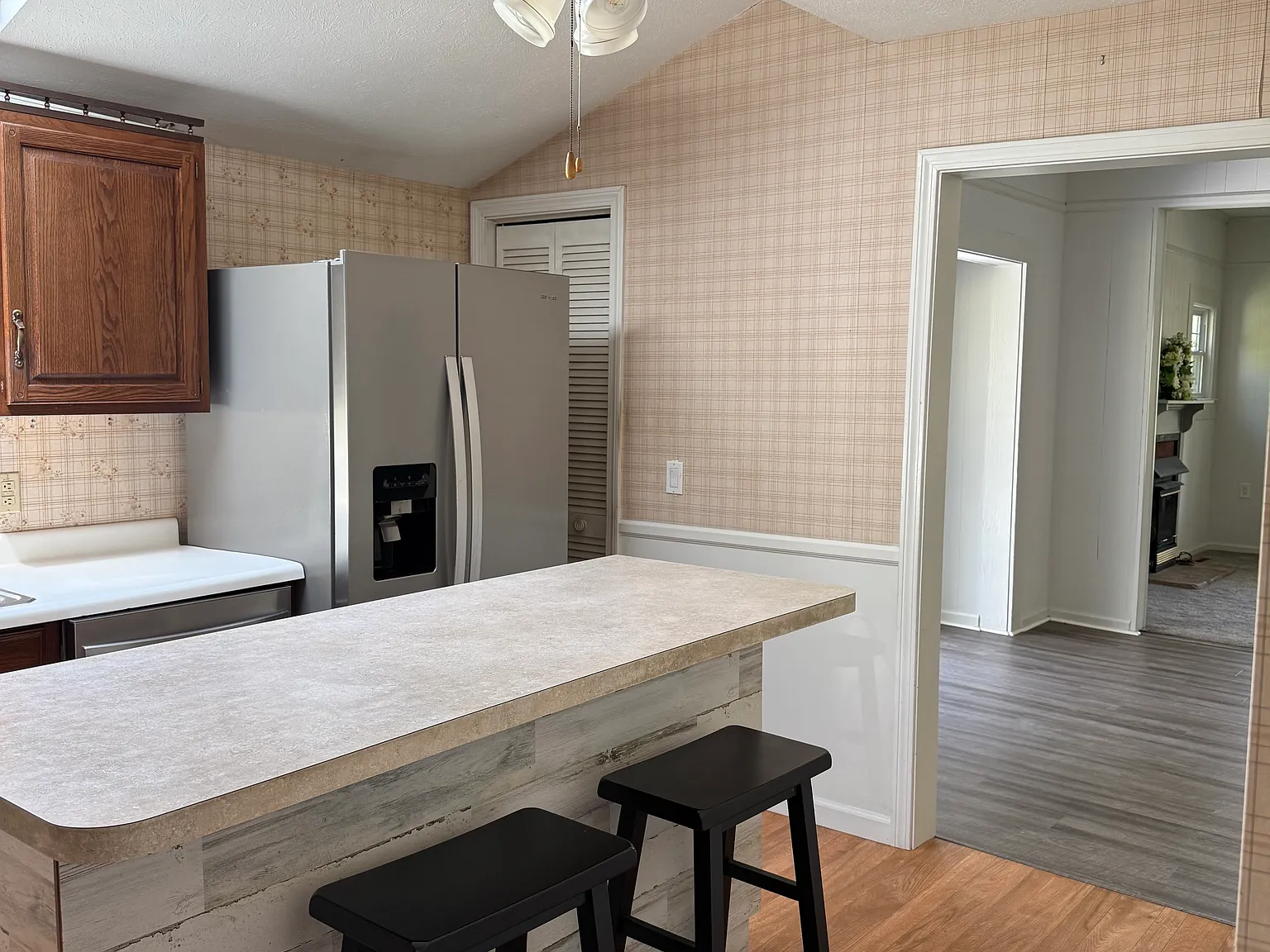 2 bed, 1000 sqft, $1,950 — Photo 3