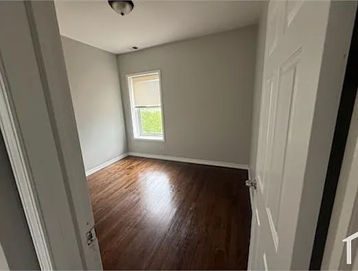 7040 S Emerald Ave #3 — Photo 3