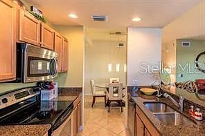 2 bed, 2.0 bath, 1156 sqft, $2,300 — Photo 3