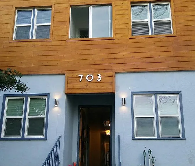 703 E Providencia Ave — Photo 1