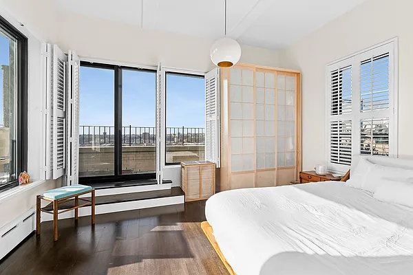 Sold by Compass | media 11