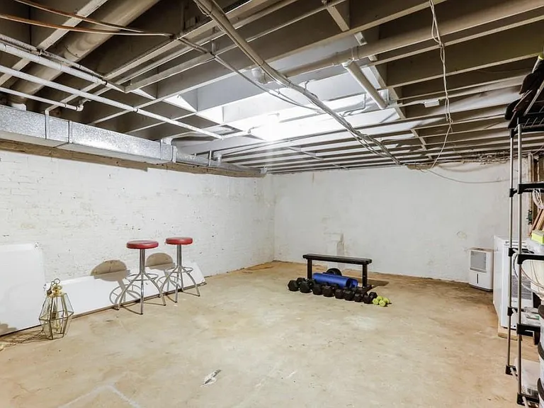 1530 E Baltimore St #1 — Photo 11