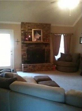 4th image of 2508 Spruce Dr