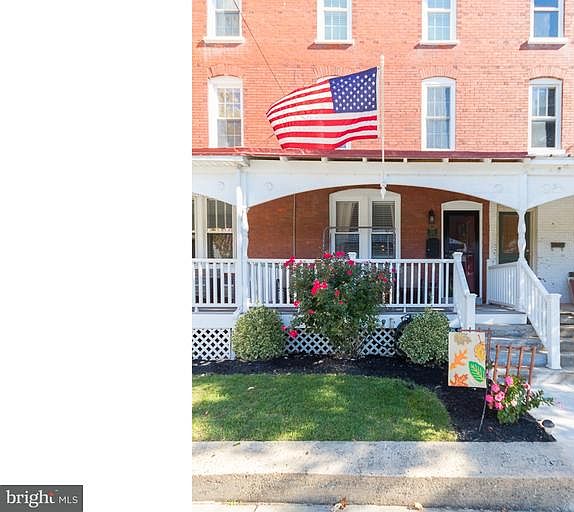 1st image of 114 Green St