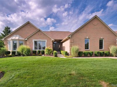 5271 Vineyards Blvd, Sterling Heights, MI, 48314