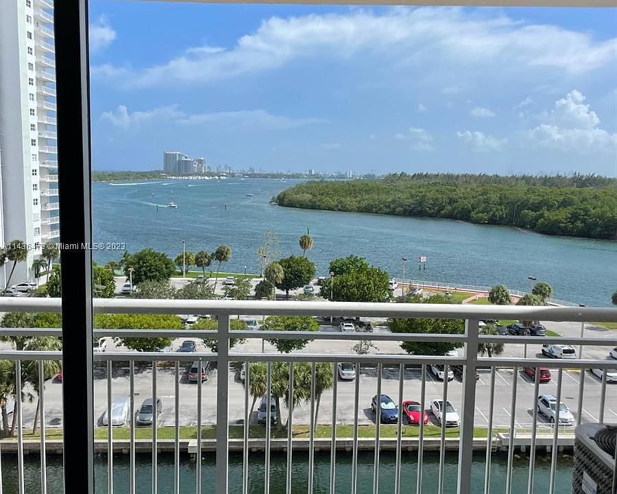1st image of 400 Kings Point Dr APT 806