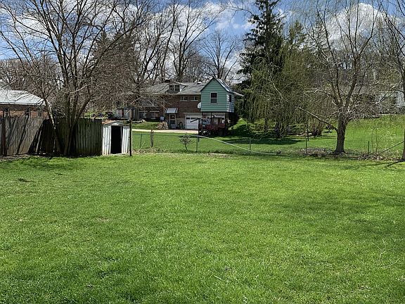 Large rear yard