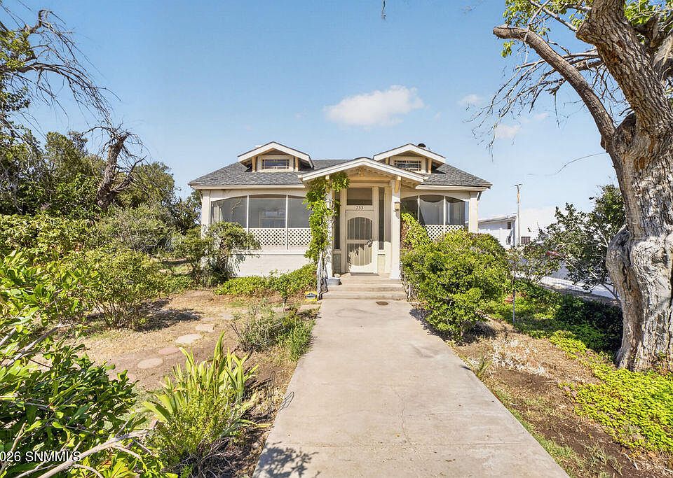 1st image of 733 N Reymond St
