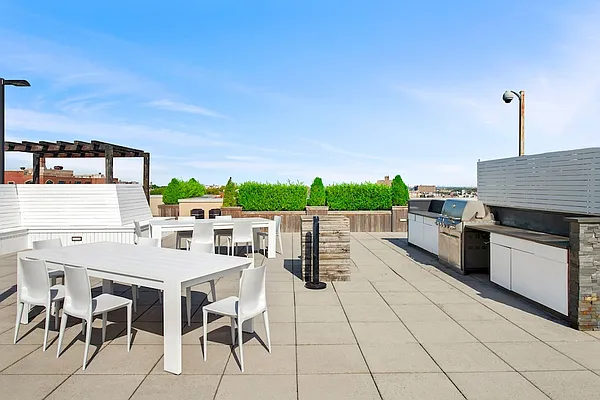 Rented by Halcyon Management Group LLC | media 72