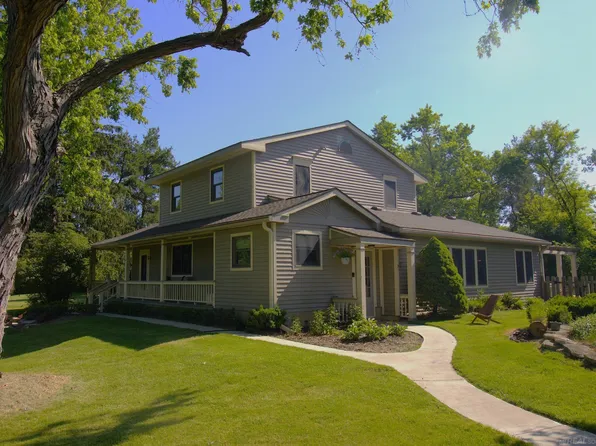 3710 Frains Lake Rd, Ann Arbor, MI 48105