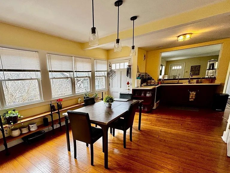 621 South Ave — Photo 4