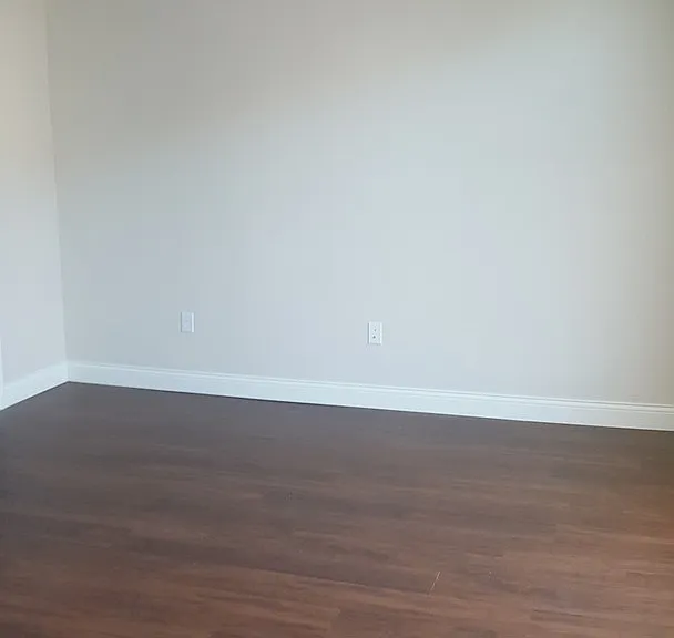 335 S College Ave — Photo 17