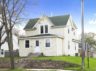 346 12th Ave N, Hopkins, MN 55343