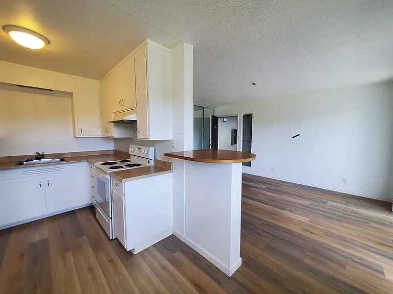 8564 Cypress Ave #18 — Photo 4