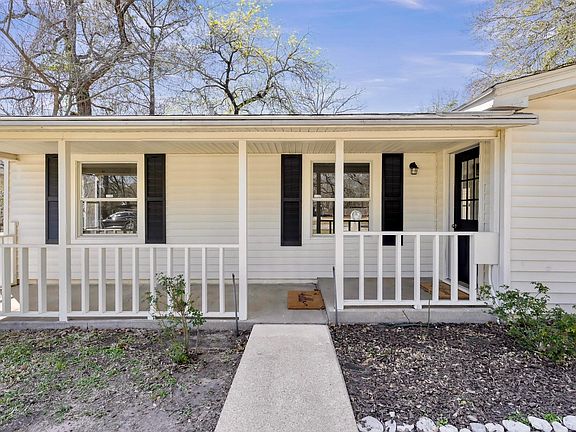 3rd image of 311 Harris Blvd