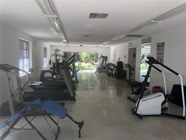 4500 N Federal Hwy #356G — Photo 17