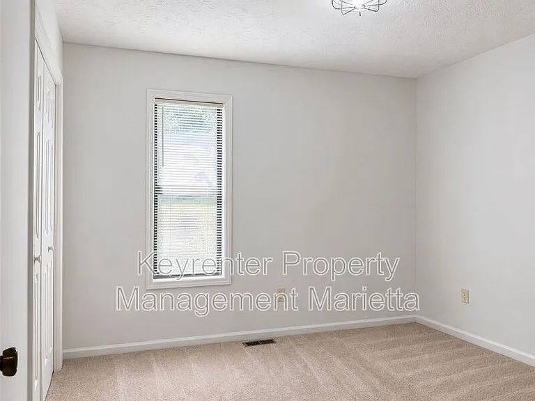 5088 Ravenwood Dr — Photo 7