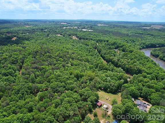 3rd image of Beachwood Rd