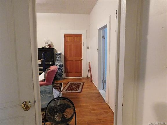 2nd image of 408 Annafrel St