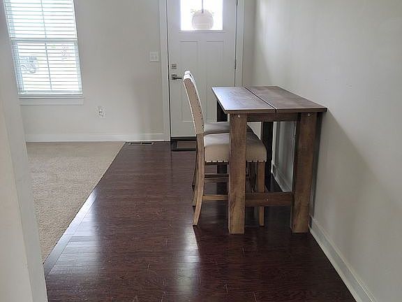4th image of 652 Babbling Brooke Dr