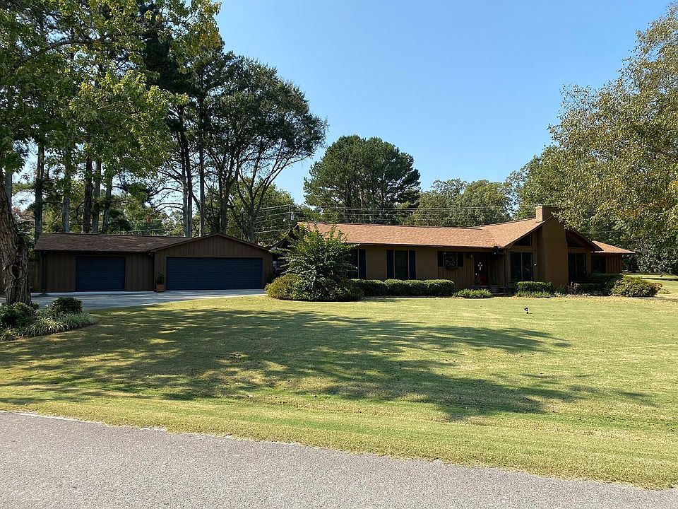 1st image of 101 Wickwood Dr