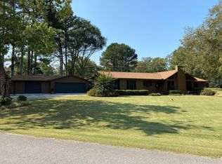 101 Wickwood Dr, Booneville, MS 38829