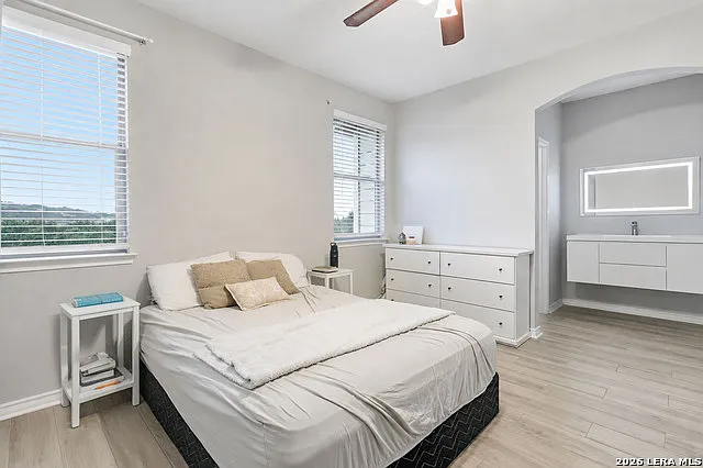 21518 Andrews Gdn — Photo 12