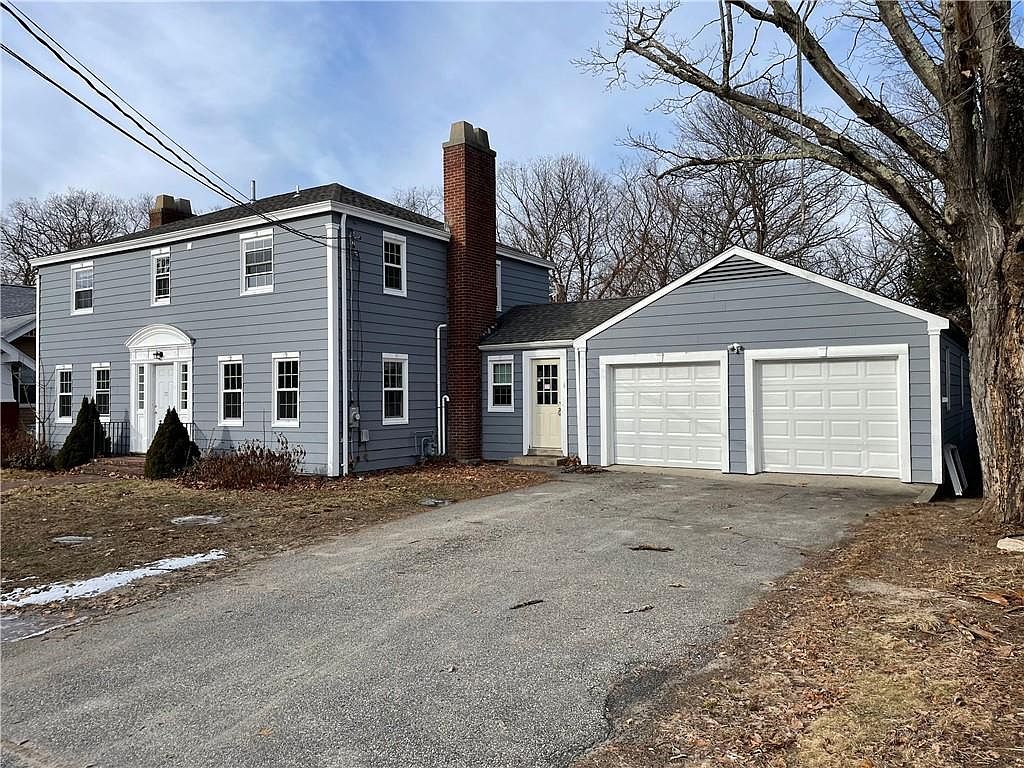 21 Summit Ave, North Smithfield, RI 02896 Zillow