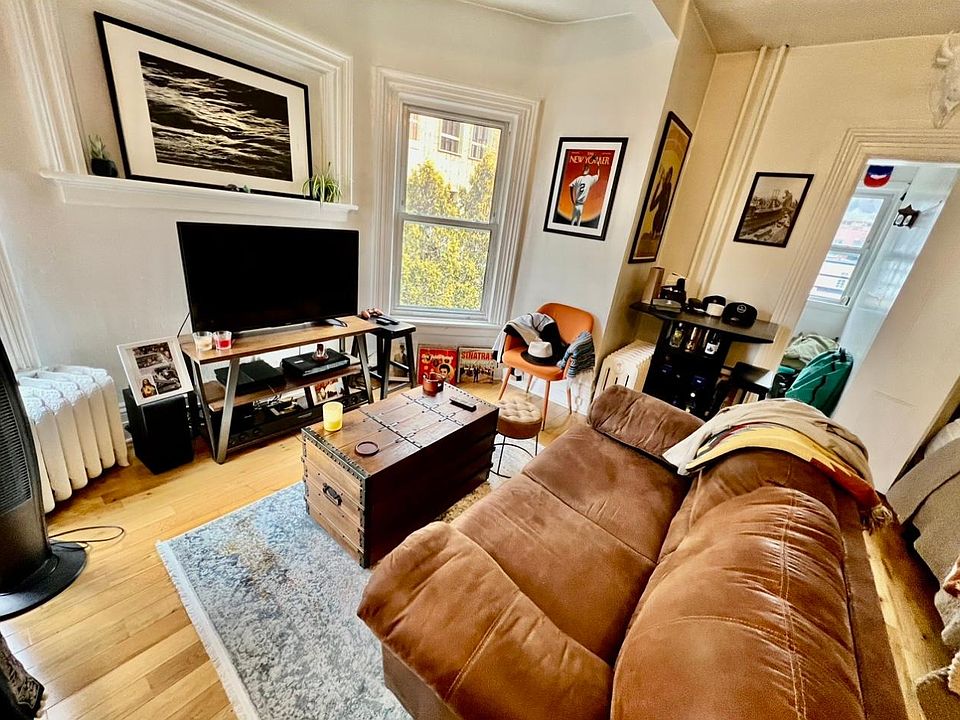 1st image of 28 Windle Park APT 1