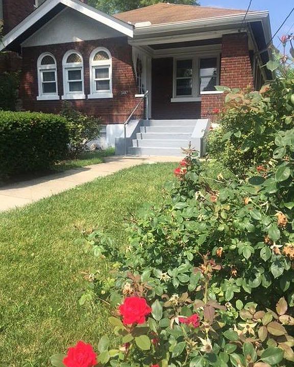 1st image of 3487 Evanston Ave
