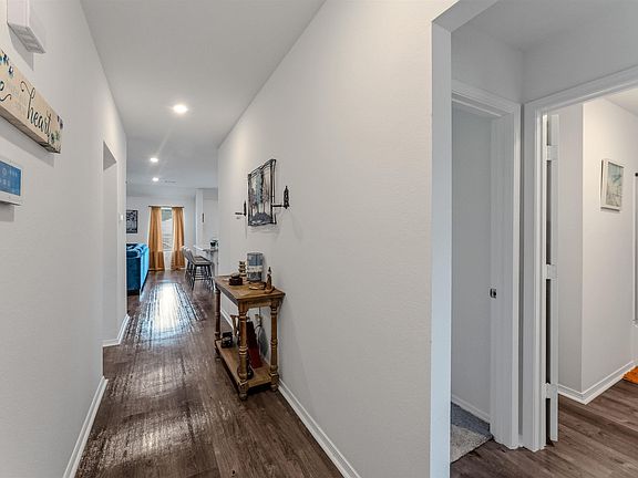 4th image of 11078 River Valley Dr