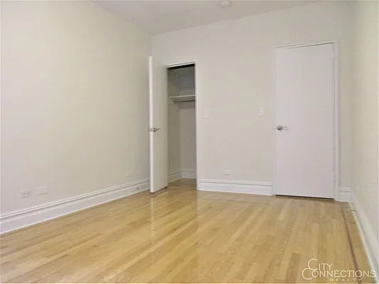 Rented by City Connections Realty | media 27