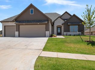 11628 NW 105th St, Yukon, OK 73099
