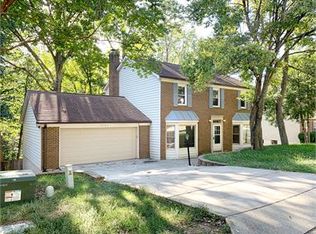 15723 Edgewood Dr, Dumfries, VA 22025