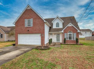 714 Almondwood Pl, La Vergne, TN 37086