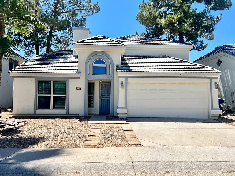1140 N Corsica Dr — Photo 1