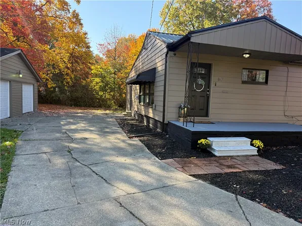 67 Euclid Blvd, Youngstown, OH 44505