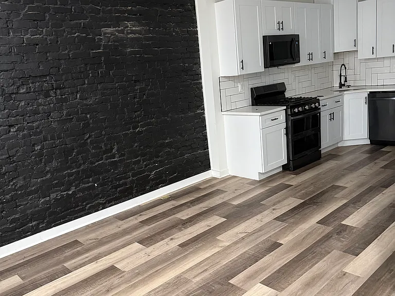 5942 Warrington Ave — Photo 4
