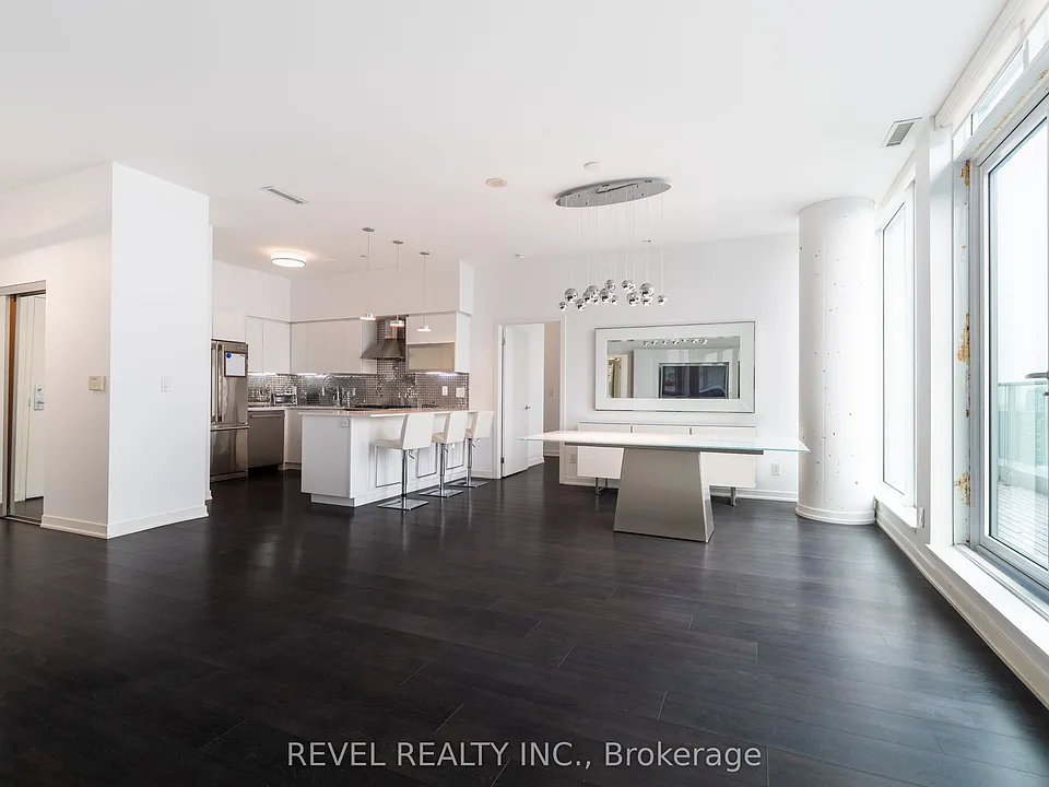 150 E Liberty St #Penthouse 3