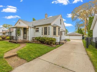 500 N 112th St, Wauwatosa, WI 53226