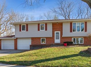 1205 SE Innsbruck Dr, Ankeny, IA 50021