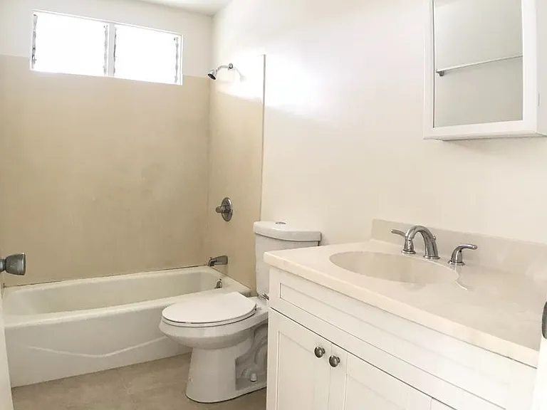 234 Oneawa St #B — Photo 10