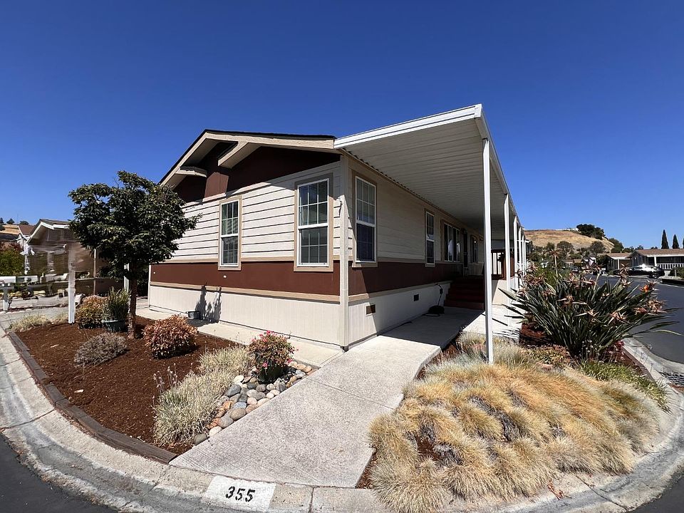 1st image of 355 Chateau La Salle Dr #355
