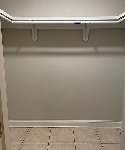 Walk-in closet