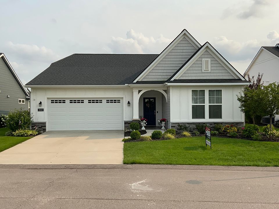 1st image of 2942 Isle Water Dr