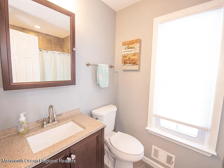 25 Duncan Way — Photo 21