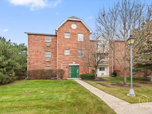 360 Leah Ln APT 1G, Woodstock, IL 60098