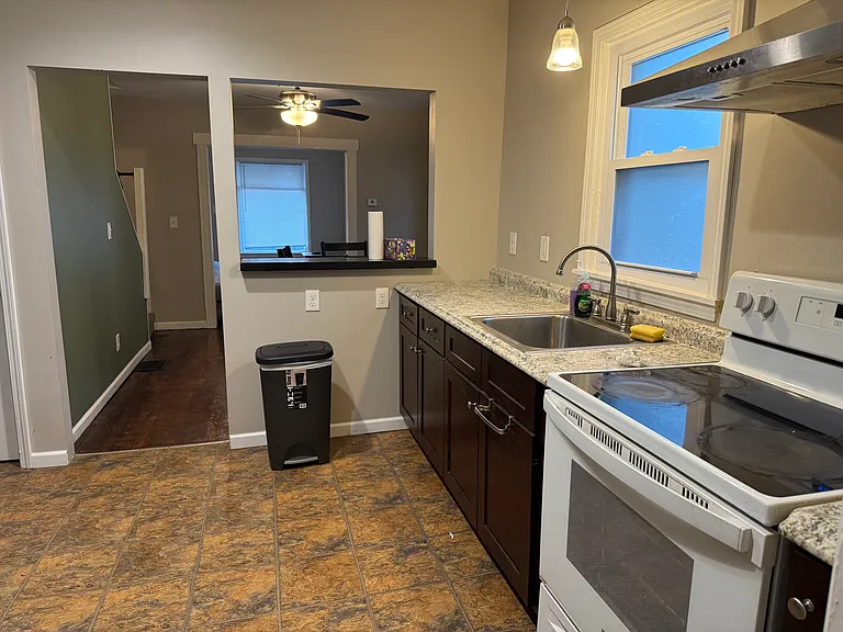 215 Floral Ave #215 — Photo 6