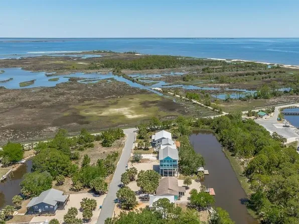 Sunrise Ln, Panacea, FL 32346