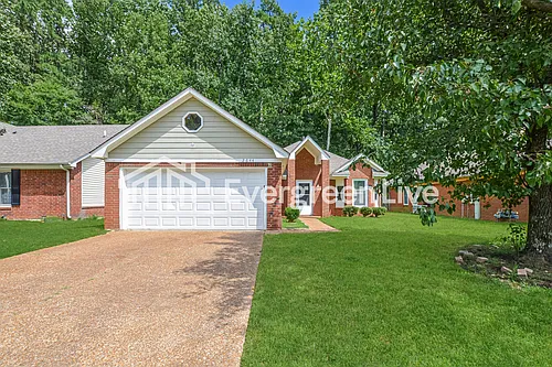 2644 Bay Pointe Cir E Photo 1 2644 Bay Pointe Cir E Photo 1